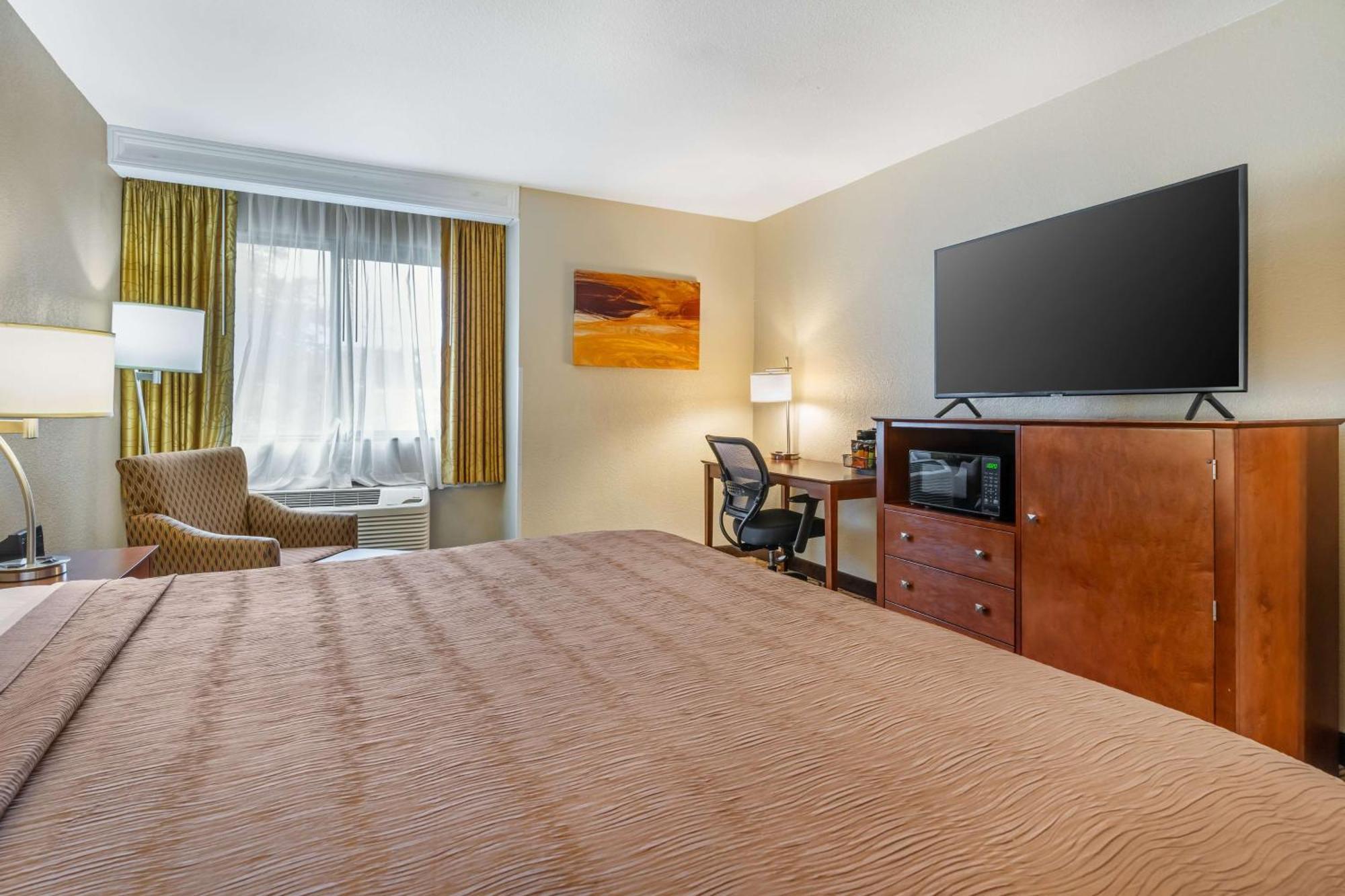 Best Western John Muir Inn Martinez Buitenkant foto